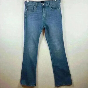 GAP Denim Women’s Jeans Size 12/31L Med Wash Boot Cut 10 1/2” Rise